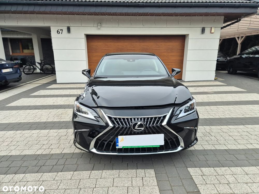 Lexus ES 300h Prestige - 6