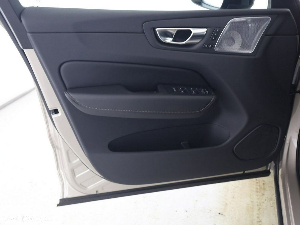 Volvo XC 60 - 10