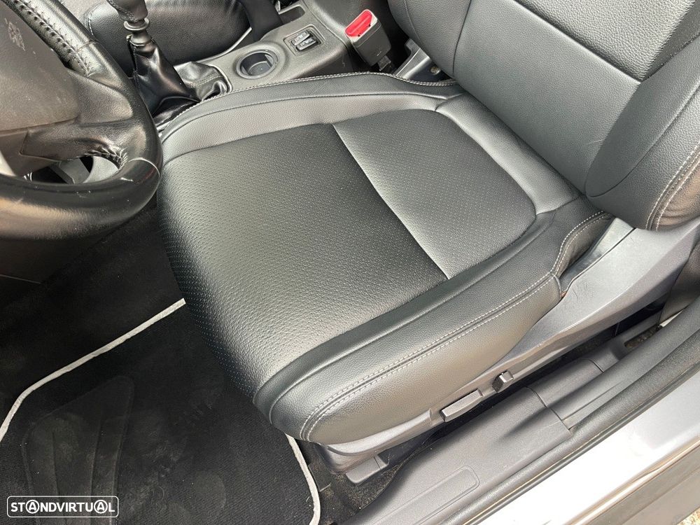 Mitsubishi Outlander 2.2 DI-D Instyle - 26