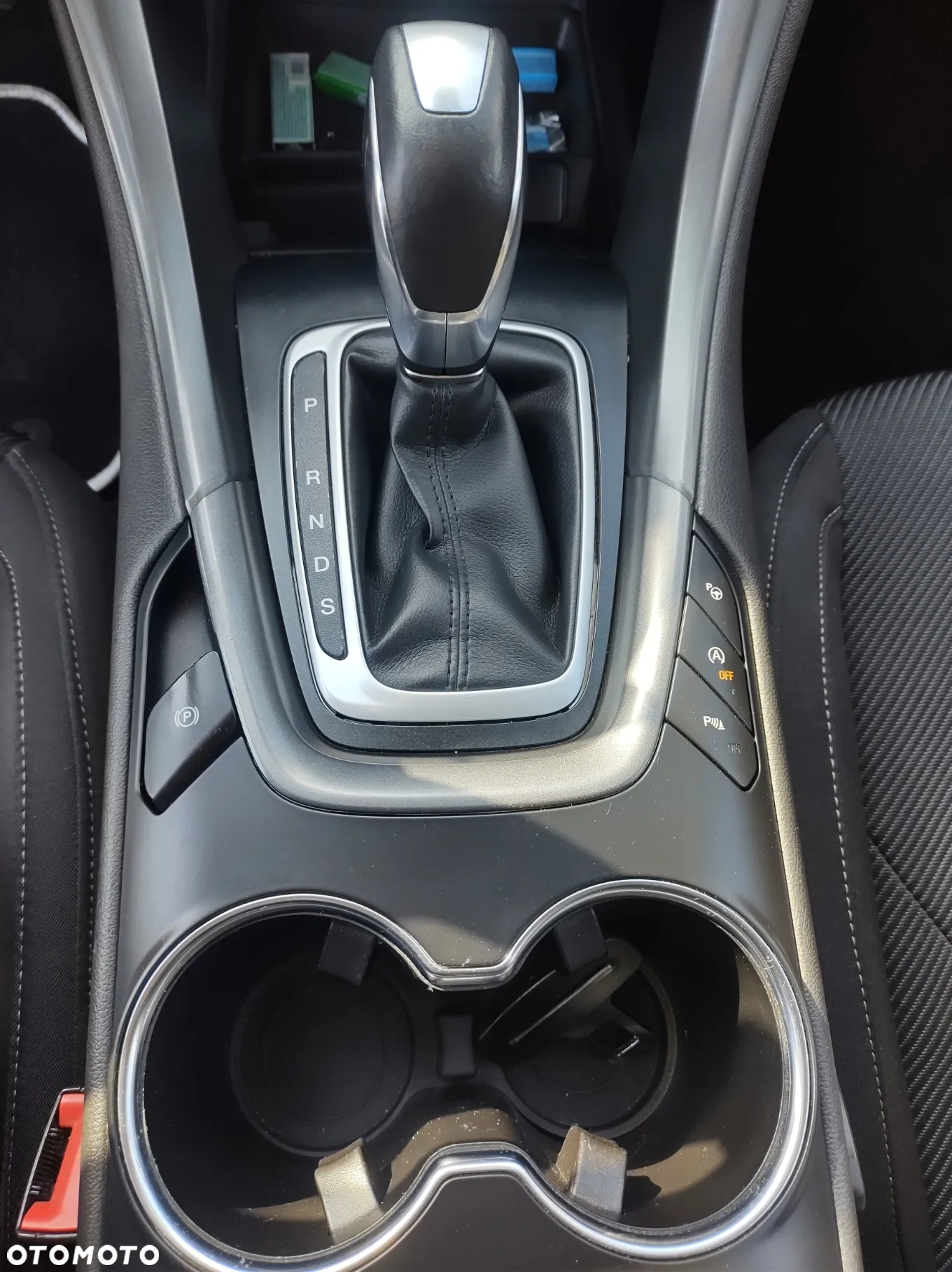 Ford Mondeo 2.0 TDCi Titanium PowerShift - 18