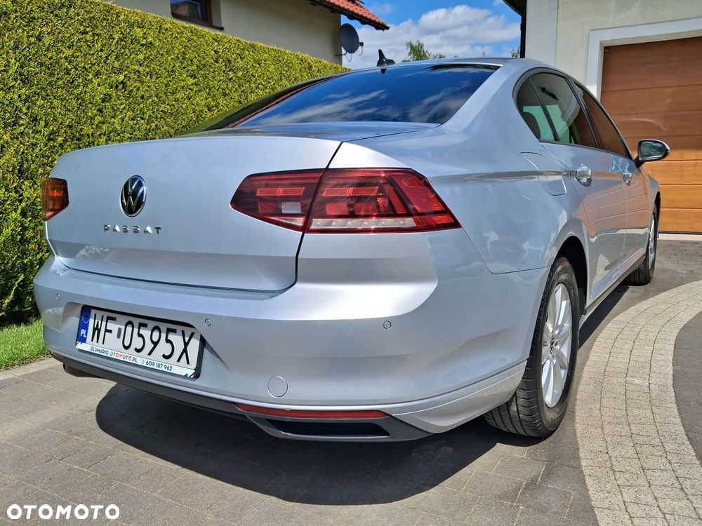 Volkswagen Passat 2.0 TDI EVO Business - 19