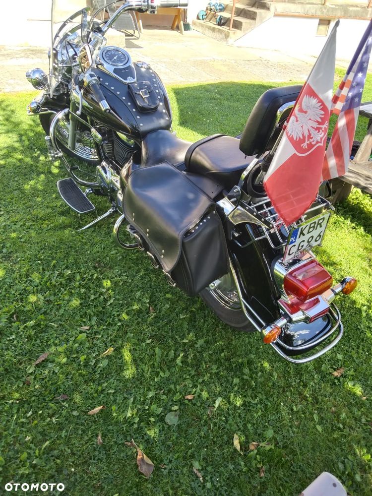 Suzuki VL 800 Volusia - 2