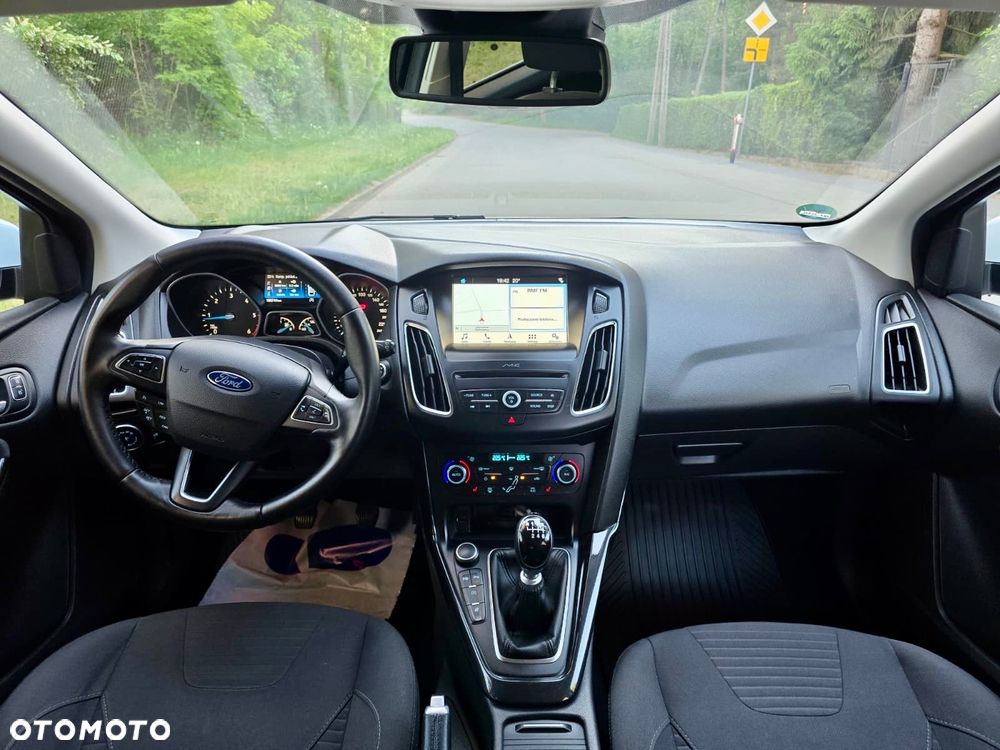 Ford Focus 2.0 EcoBlue Active Business - 12