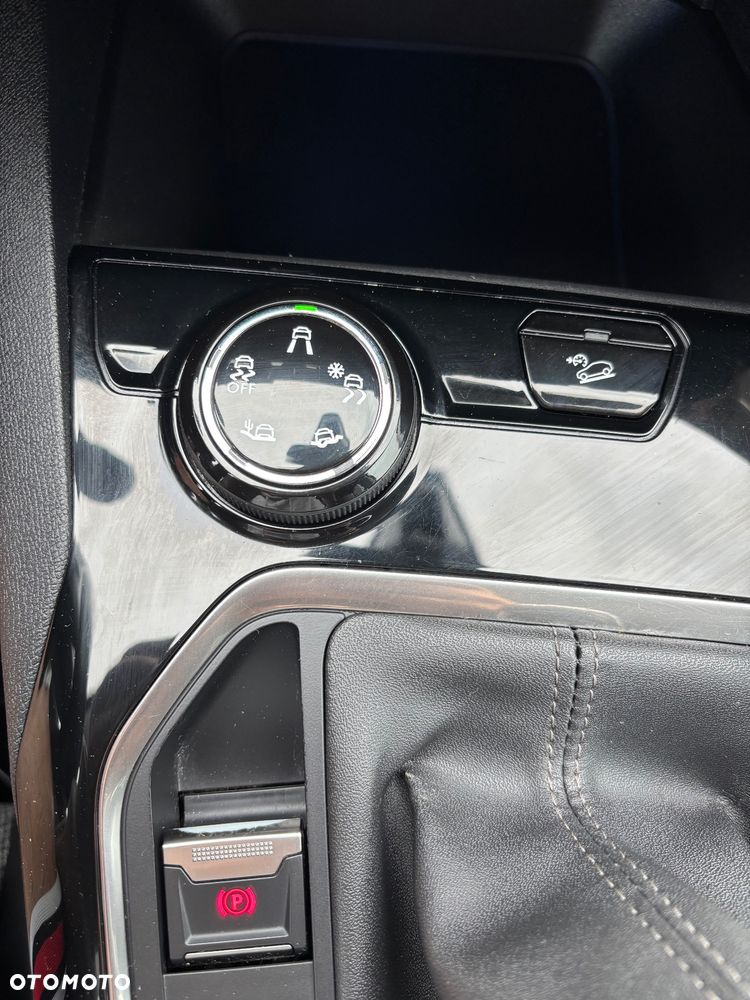 Peugeot 5008 BlueHDI 130 Allure Business-Paket - 21