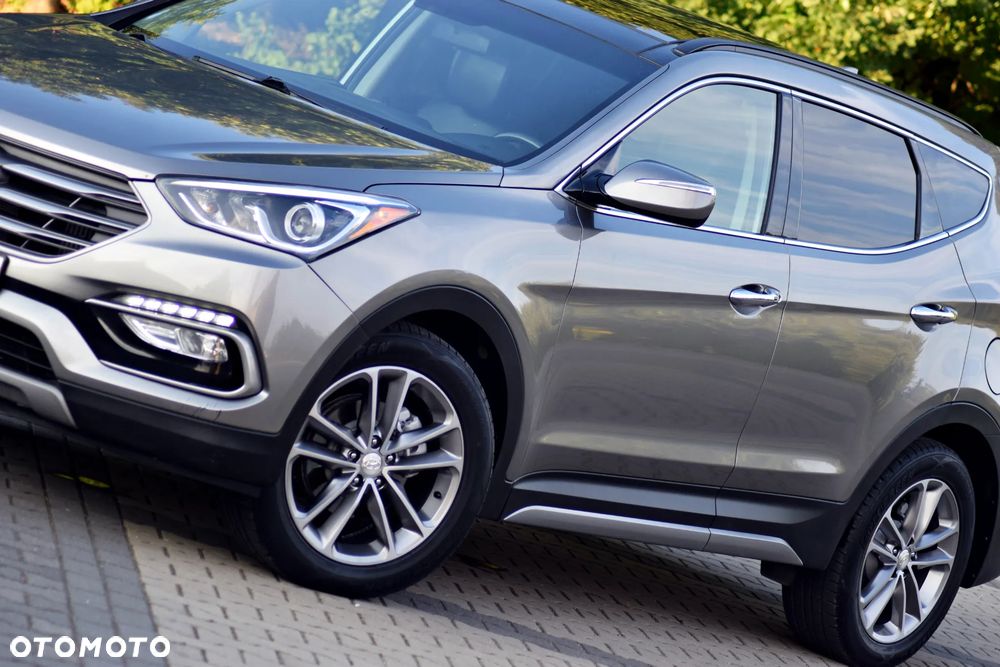 Hyundai Santa Fe 2.0 T Sport Utility - 24