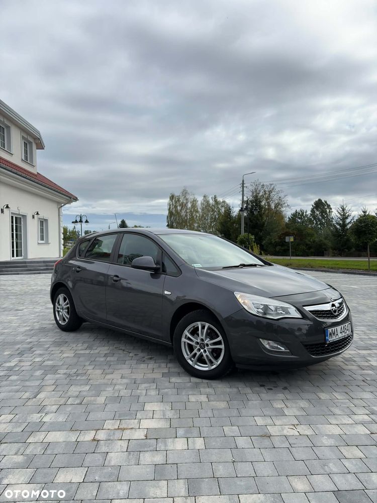 Opel Astra 1.4 T Enjoy - 2