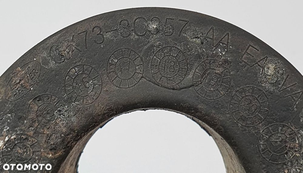 GUMA PODKŁADKA SPRĘŻYNY JAGUAR XE X760 GX73-3C357-AA - 3