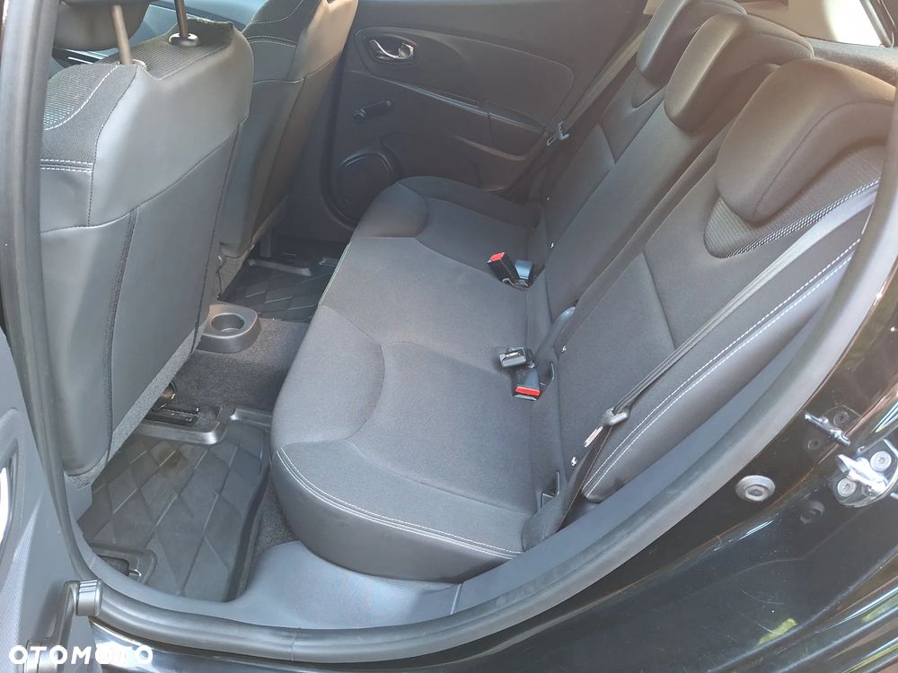 Renault Clio 1.2 16V 75 Start - 10