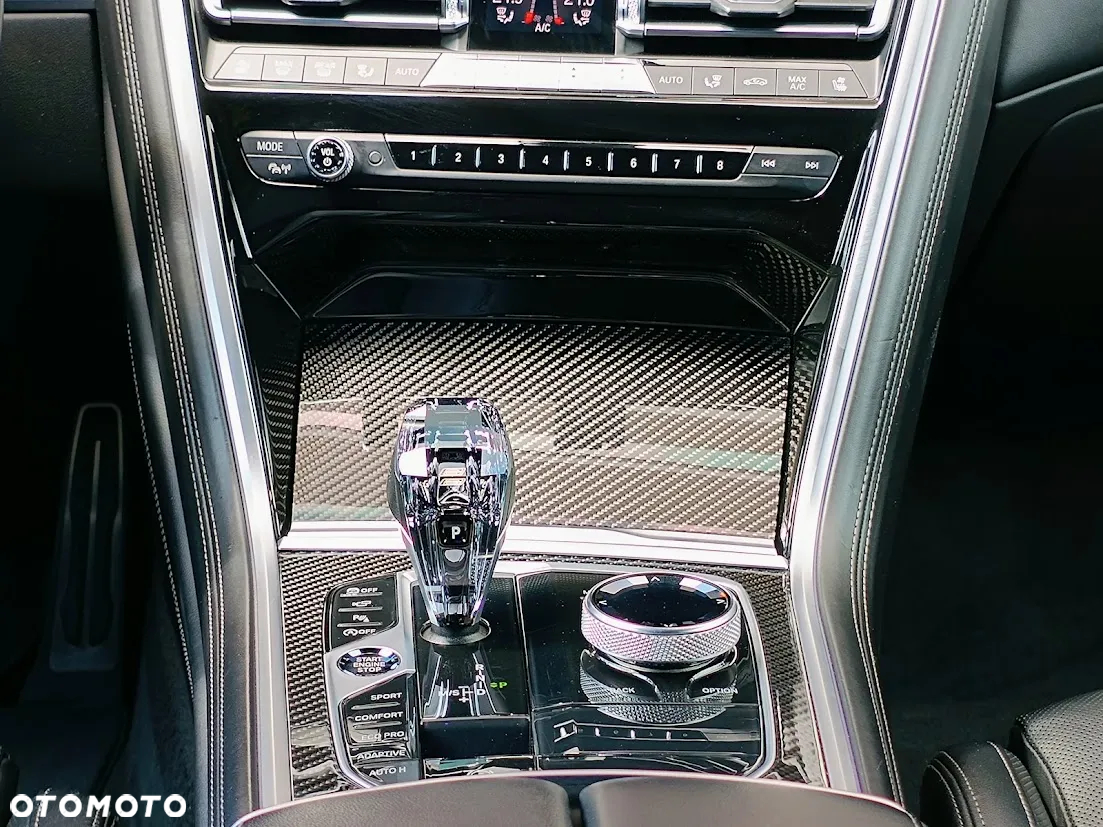 BMW Seria 8 840i xDrive - 19