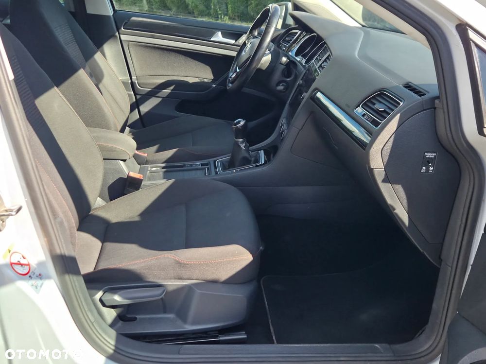 Volkswagen Golf 1.4 TSI Sound - 14