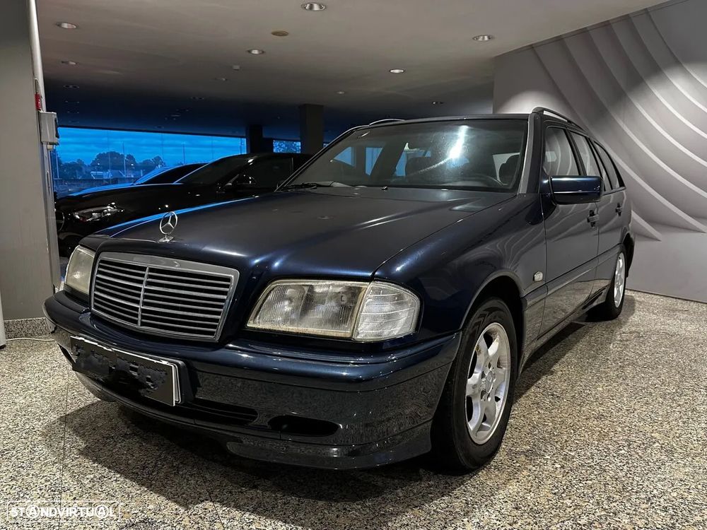 Mercedes-Benz C 220 - 4