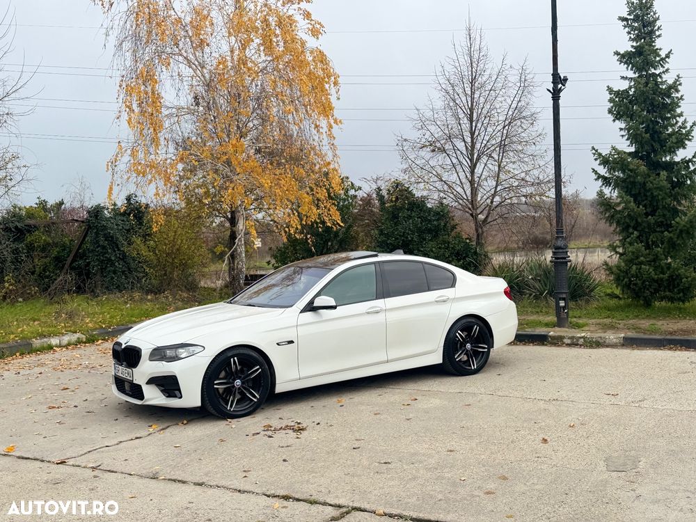 BMW Seria 5 530d Touring Sport-Aut. Modern Line - 2