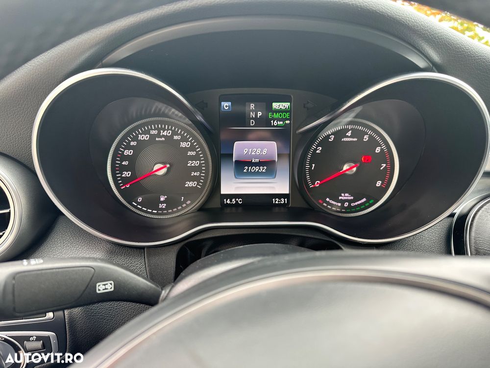 Mercedes-Benz C - 6