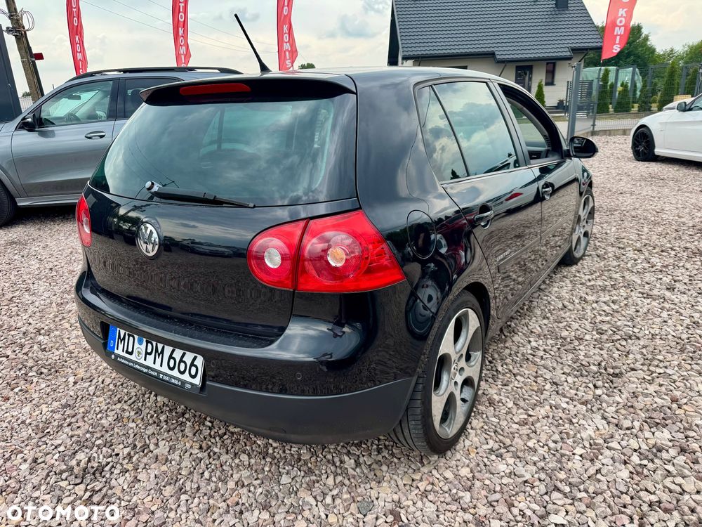 Volkswagen Golf 1.6 United - 13