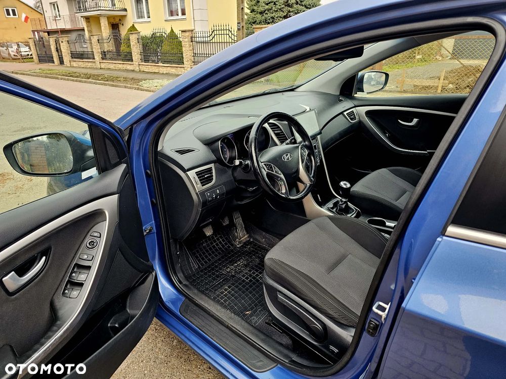 Hyundai i30 1.6 CRDi Premium - 14