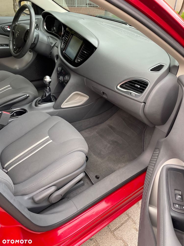 Dodge Dart - 20