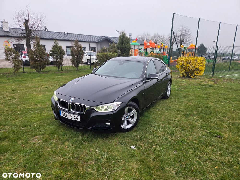 BMW Seria 3 320d Blue Performance Luxury Line - 7