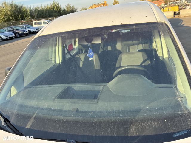Volkswagen Caddy - 8