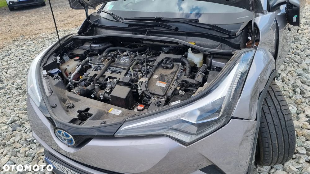 Toyota C-HR Style Selection - 32