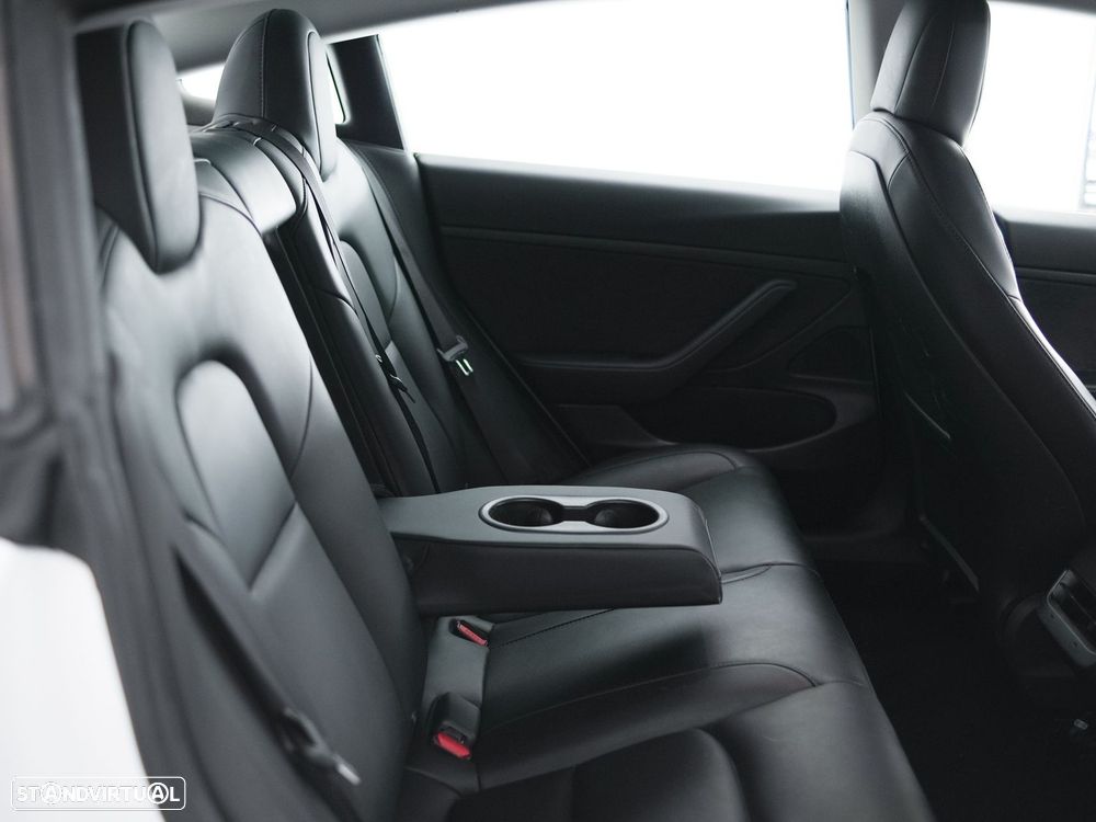 Tesla Model 3 Standard RWD Plus - 32