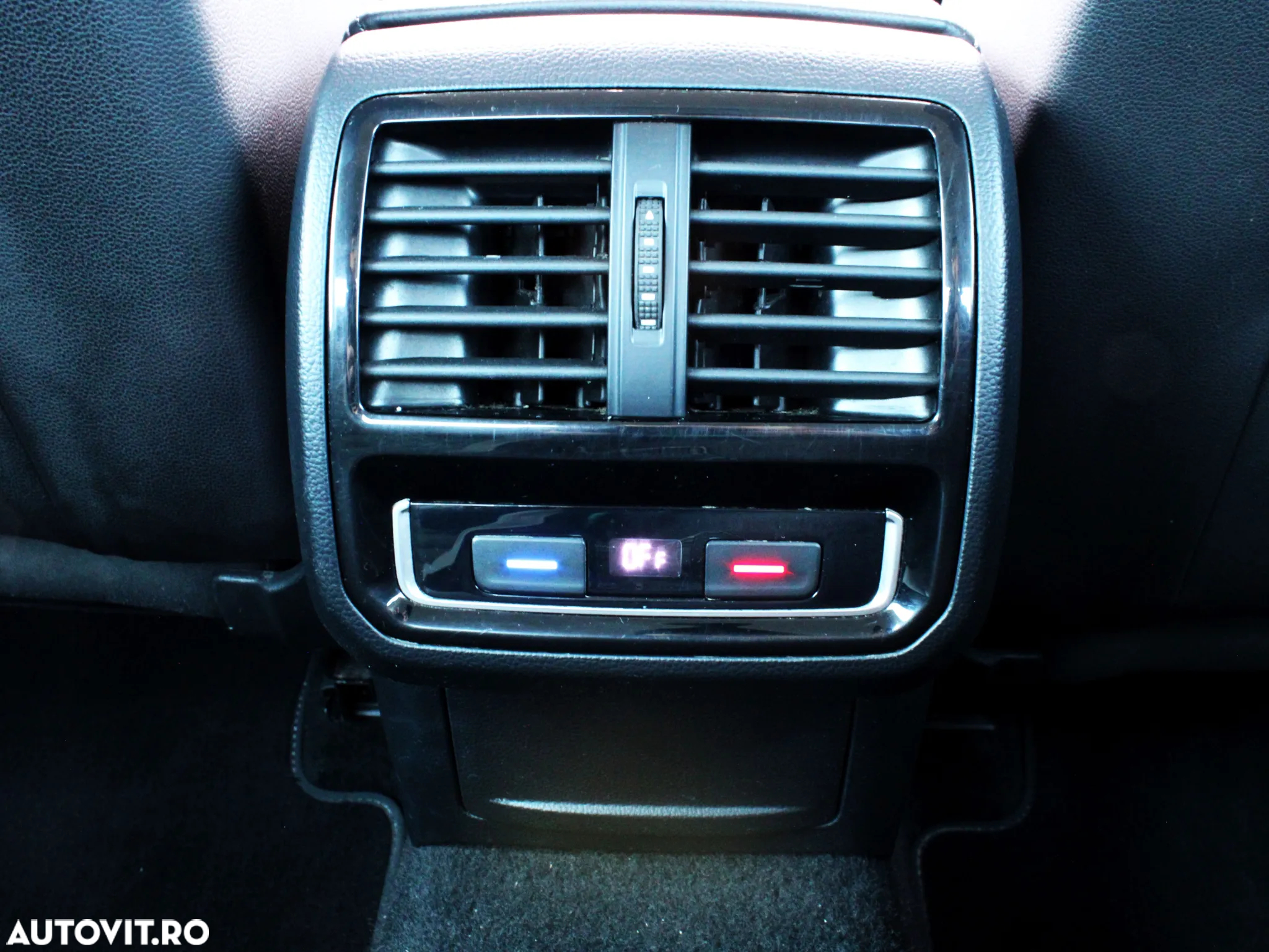 Volkswagen Passat - 29