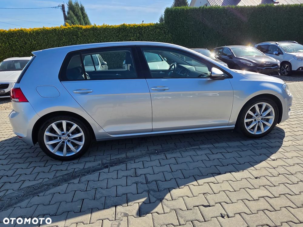 Volkswagen Golf - 9