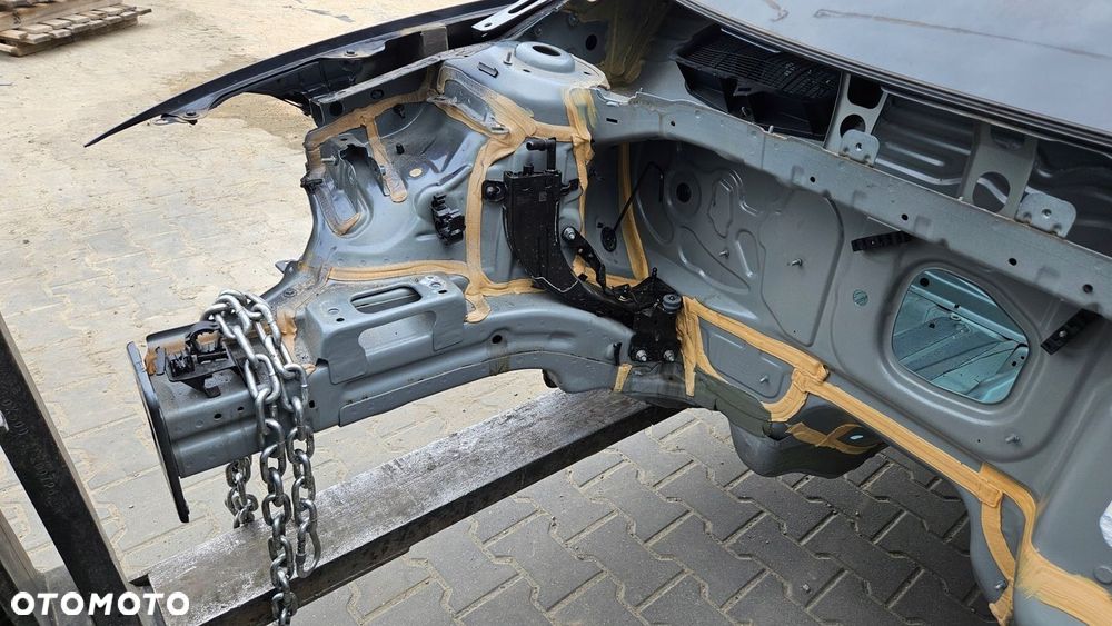 Ćwiartka prawy lewy przód Ibiza V 5 6F - 2