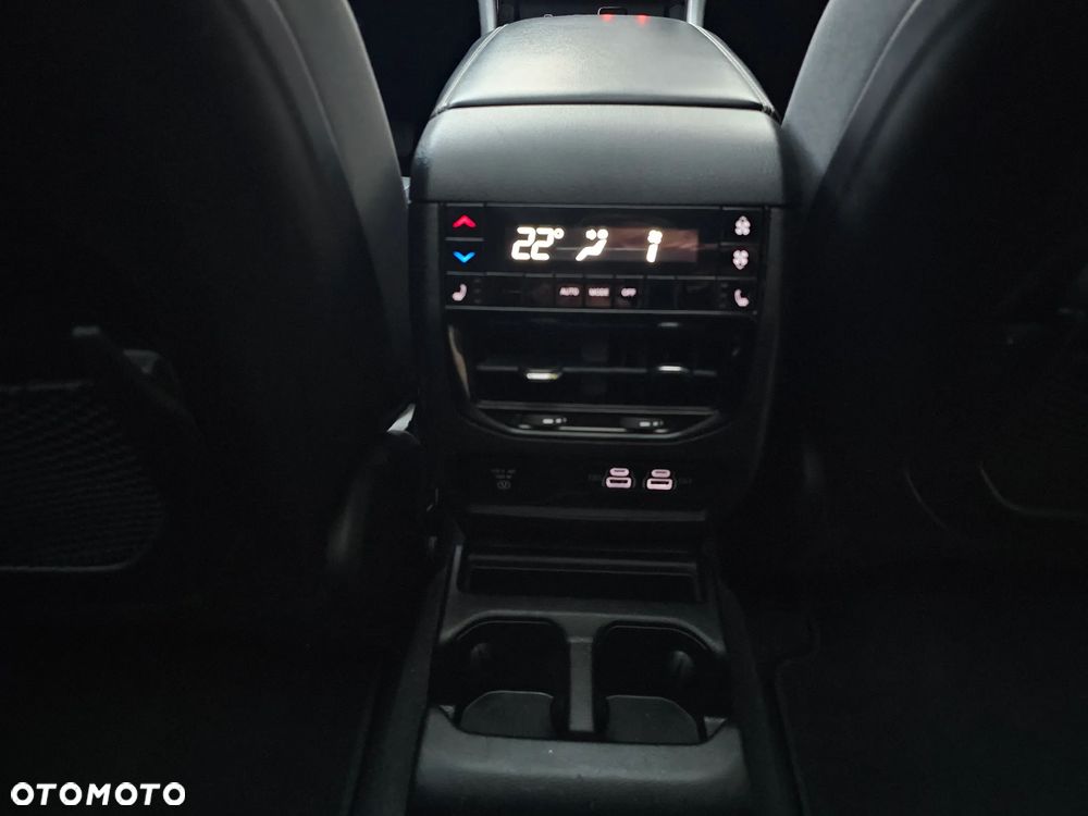 Jeep Grand Cherokee - 18
