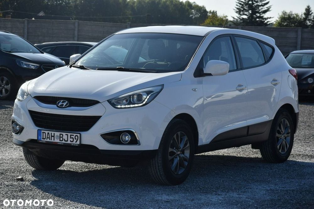 Hyundai ix35 1.6 2WD Fifa World Cup Edition - 4