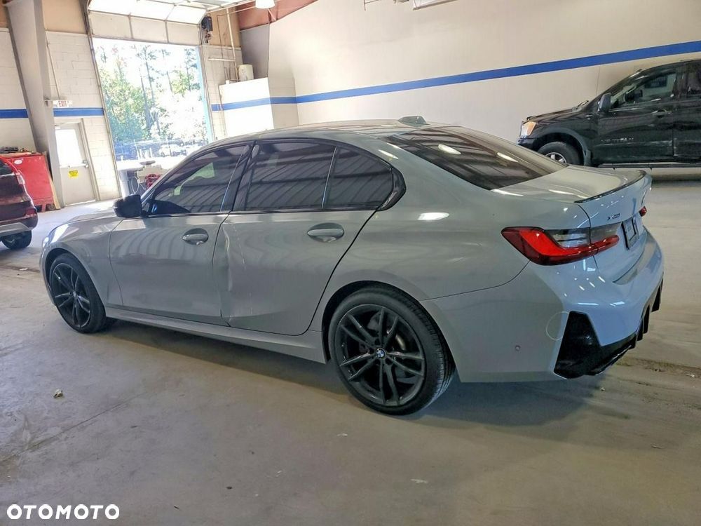 BMW 3 Series 2024 photo 5