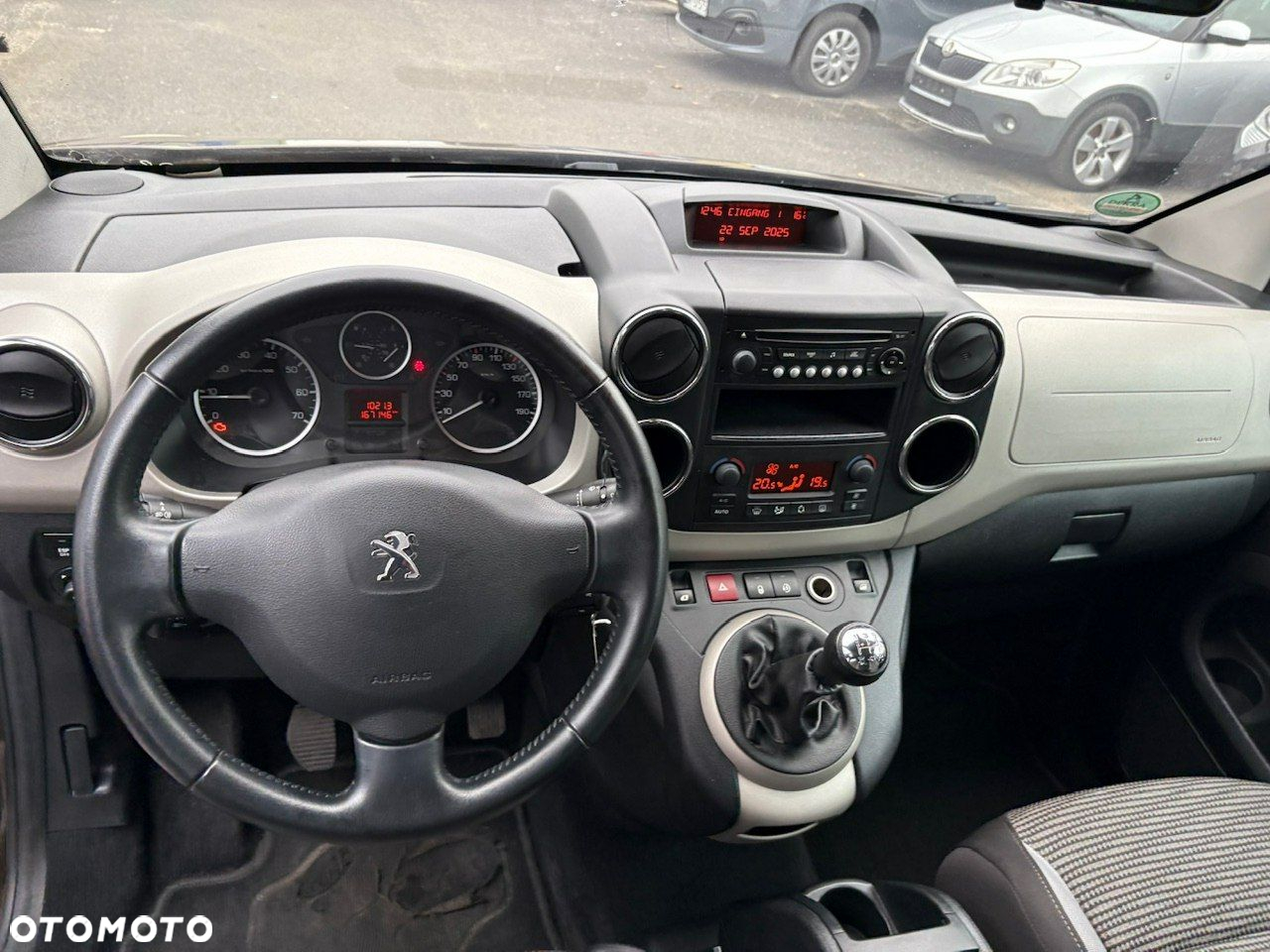 Peugeot Partner Tepee 120 VTi Active - 12