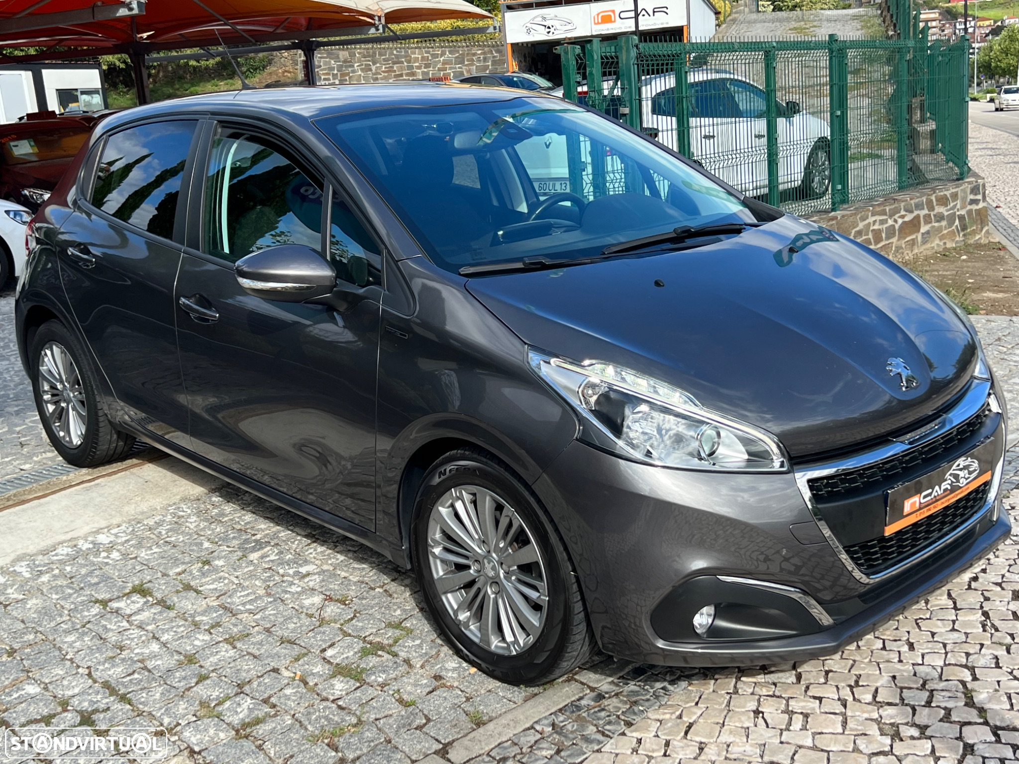 Peugeot 208 1.5 BlueHDi Allure Pack - 3