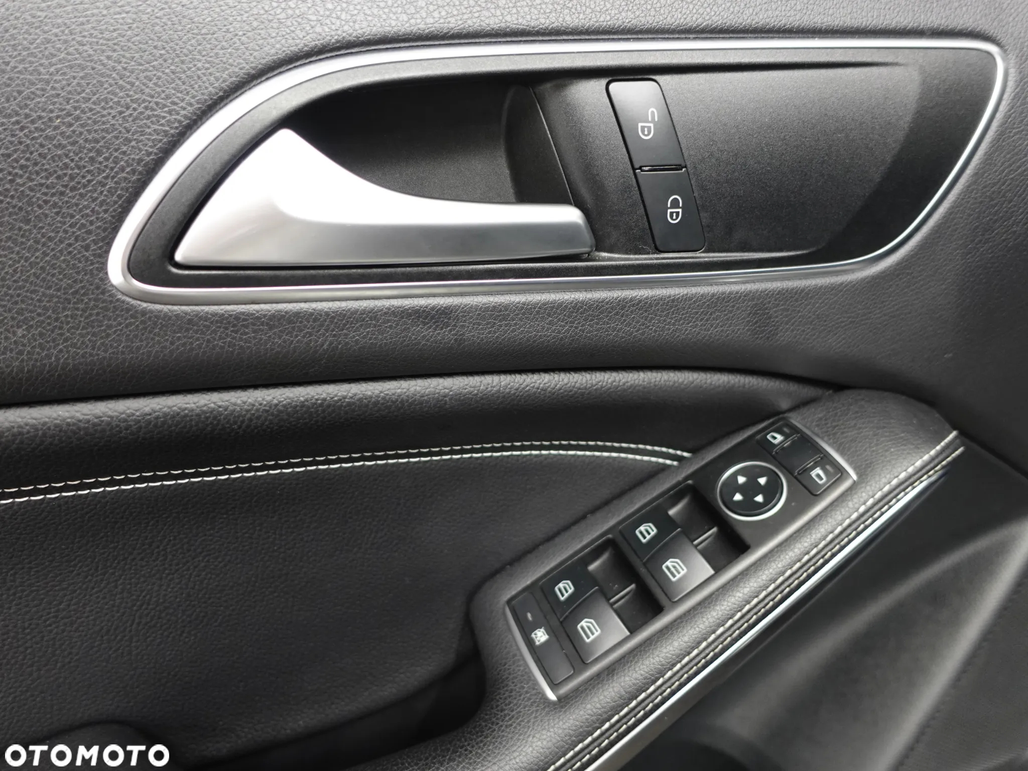 Mercedes-Benz Klasa A 180 (BlueEFFICIENCY) - 19