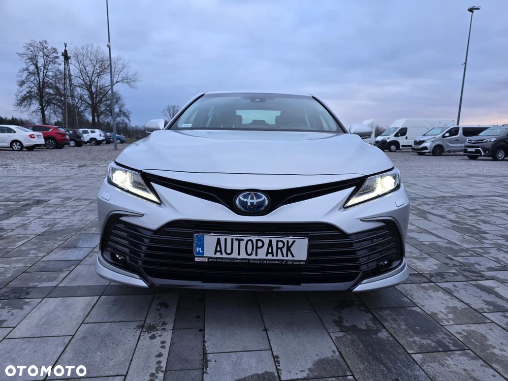 Toyota Camry 2.5 Hybrid Executive CVT - 6