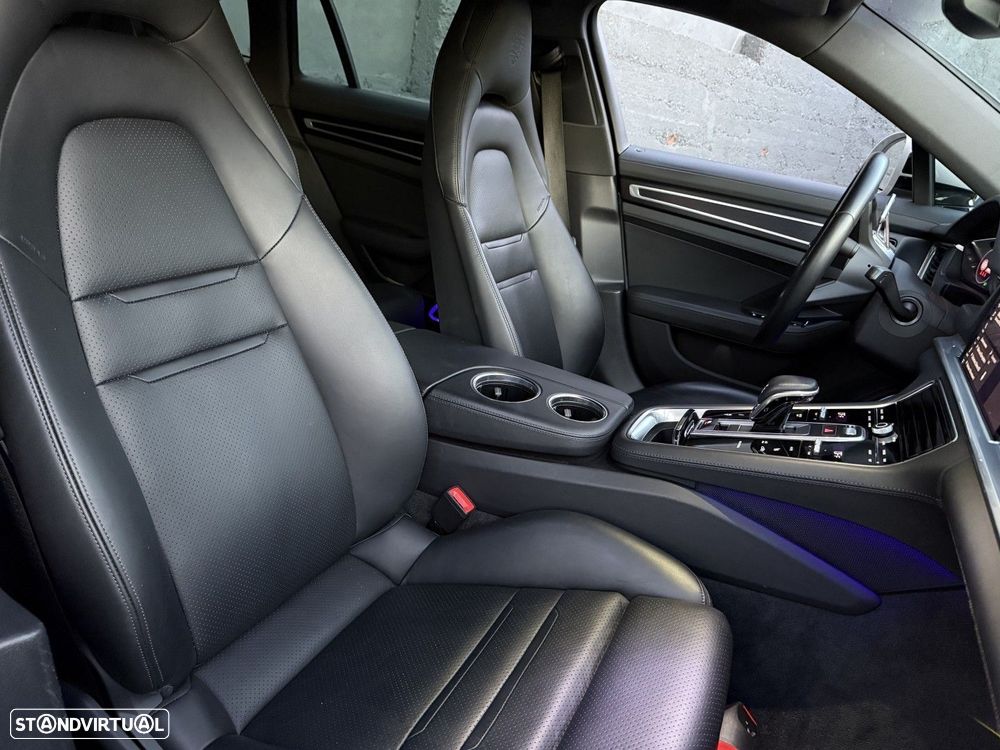 Porsche Panamera Sport Turismo 4 E-Hybrid - 7