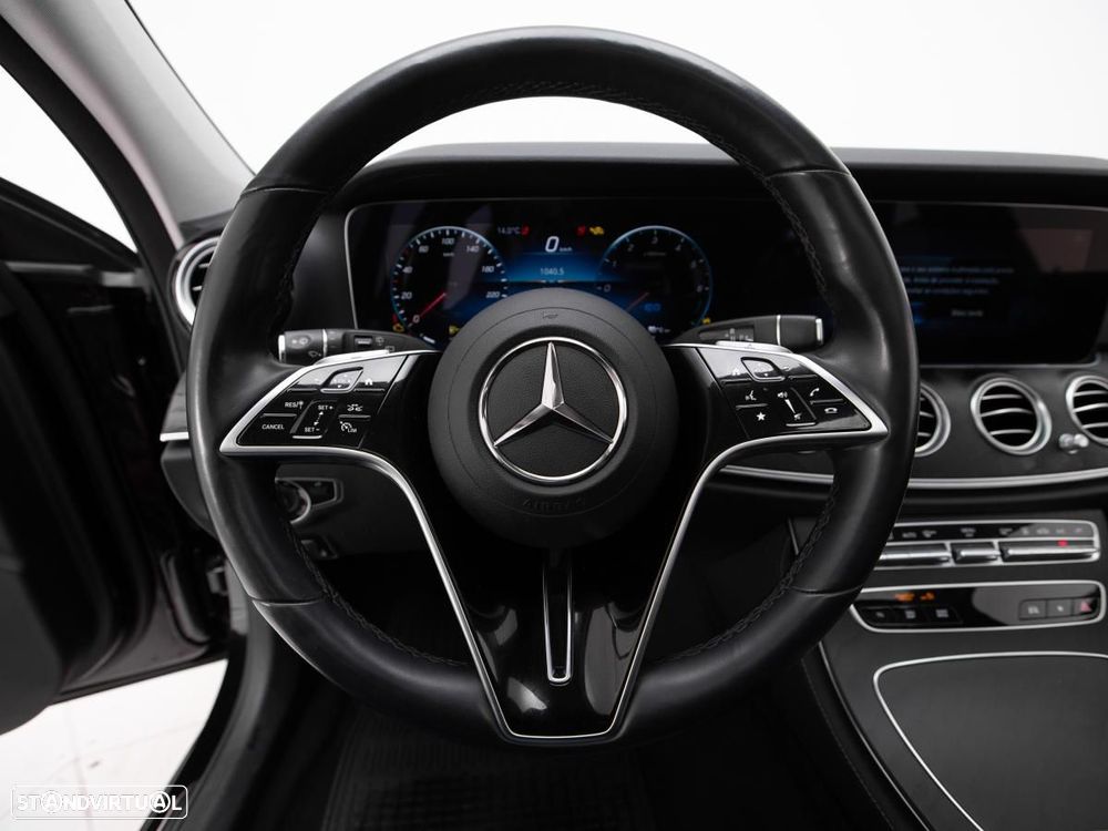 Mercedes-Benz E 300 de 9G-TRONIC AMG Line - 22