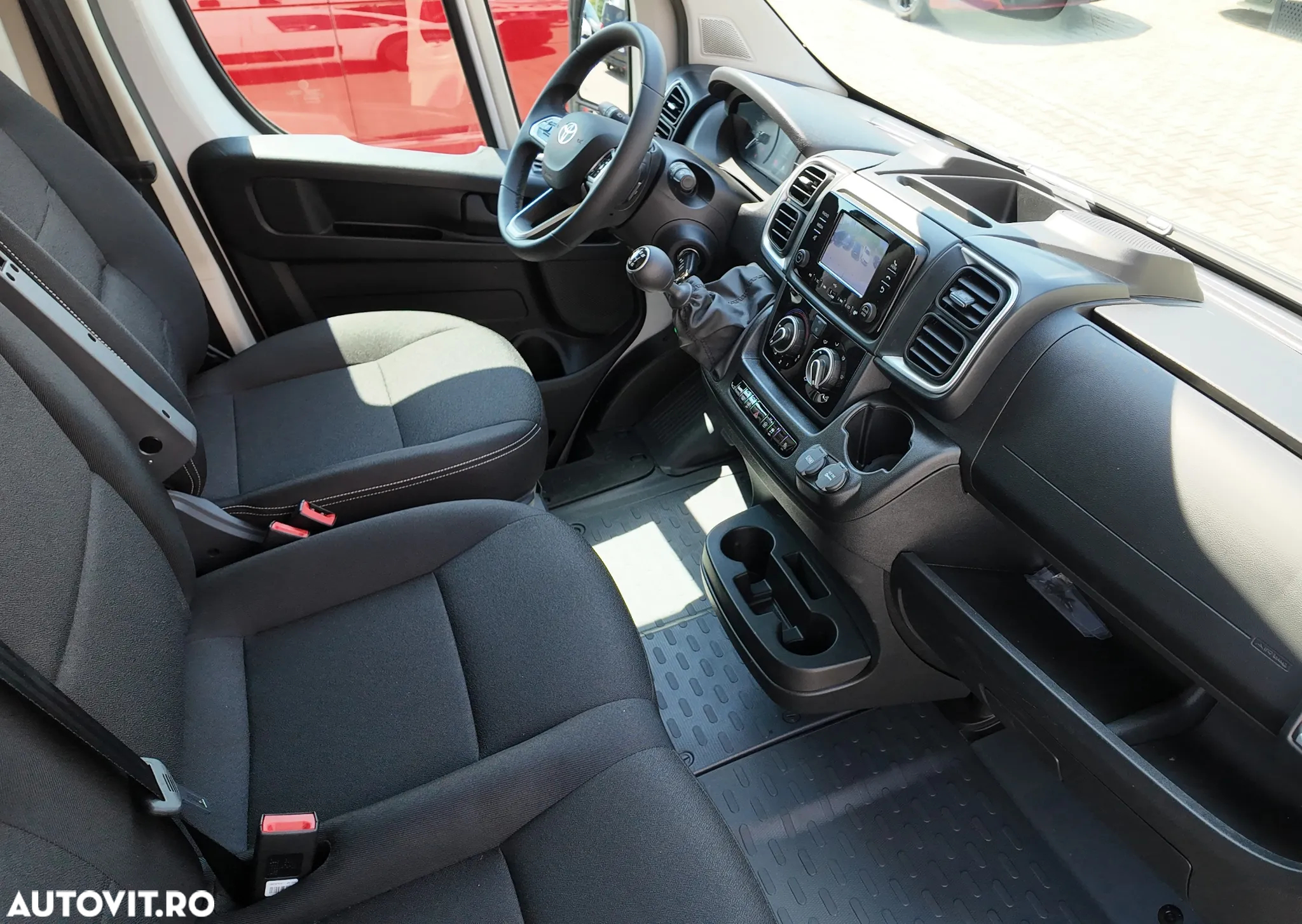 Toyota PROACE MAX VAN PANEL - 26