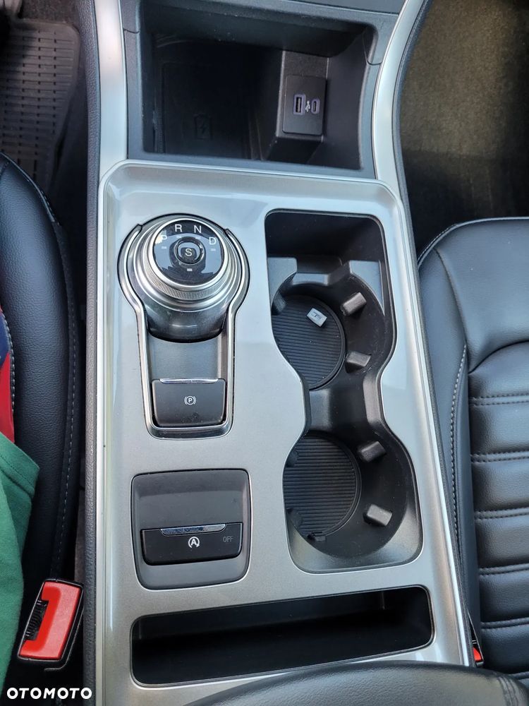 Ford Edge - 33