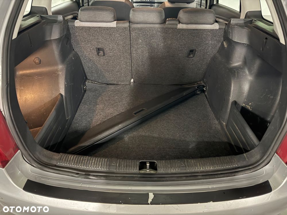 Skoda Fabia 1.6 TDI DPF FAMILY - 9