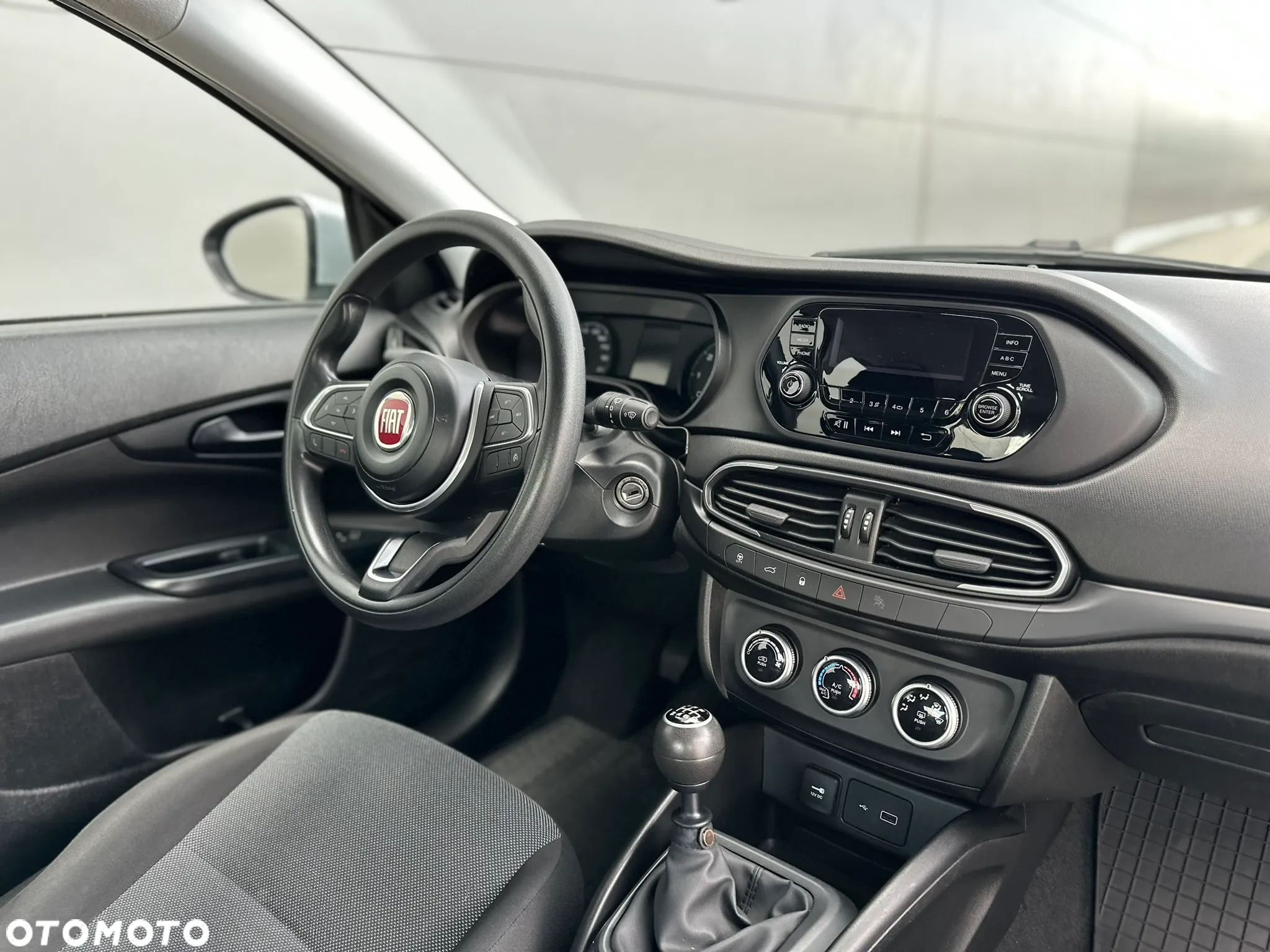 Fiat Tipo 1.4 Classic - 19