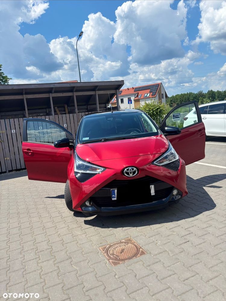 Toyota Aygo x.shift x-play connect - 5