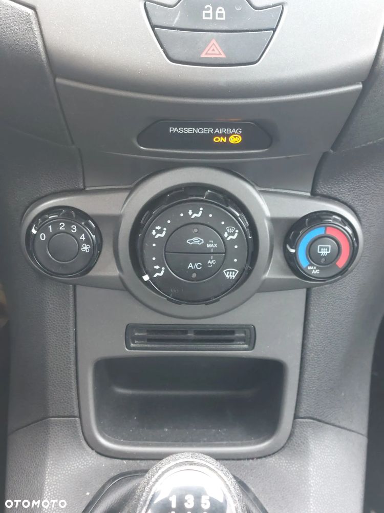 Ford Fiesta 1.25 - 10