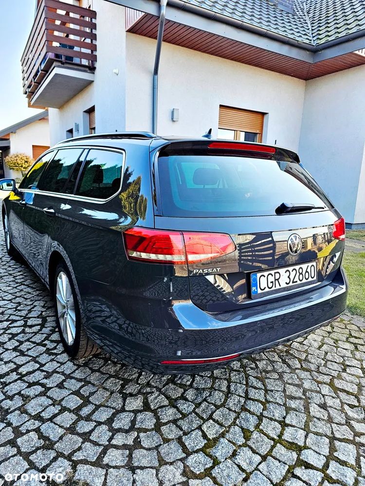 Volkswagen Passat - 28