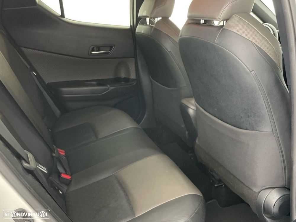 Toyota C-HR 1.8 Hybrid Exclusive - 23