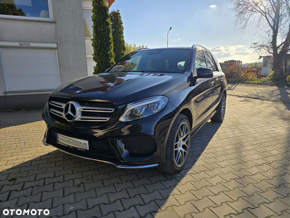 Mercedes-Benz GLE - 1