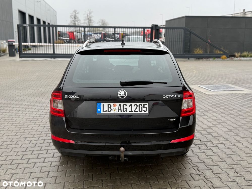 Skoda Octavia 2.0 TDI 4x4 Elegance - 8