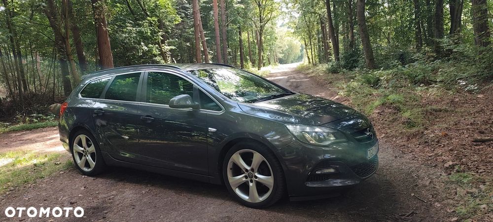 Opel Astra 2.0 CDTI Cosmo - 18