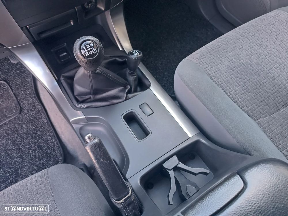 Toyota Land Cruiser D-4D Executive - 22