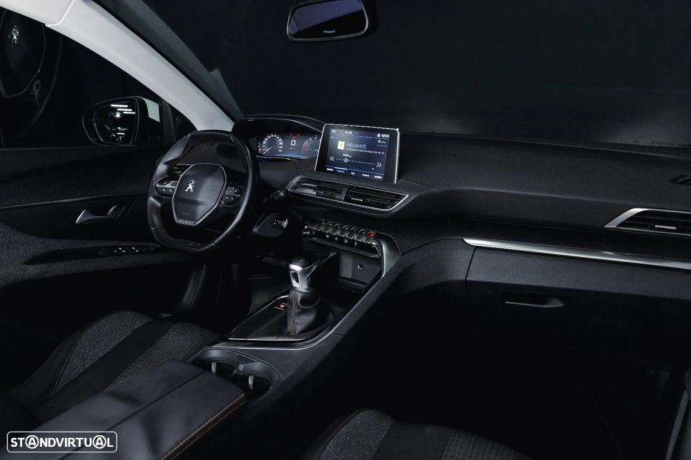 Peugeot 3008 1.2 PureTech Active - 10