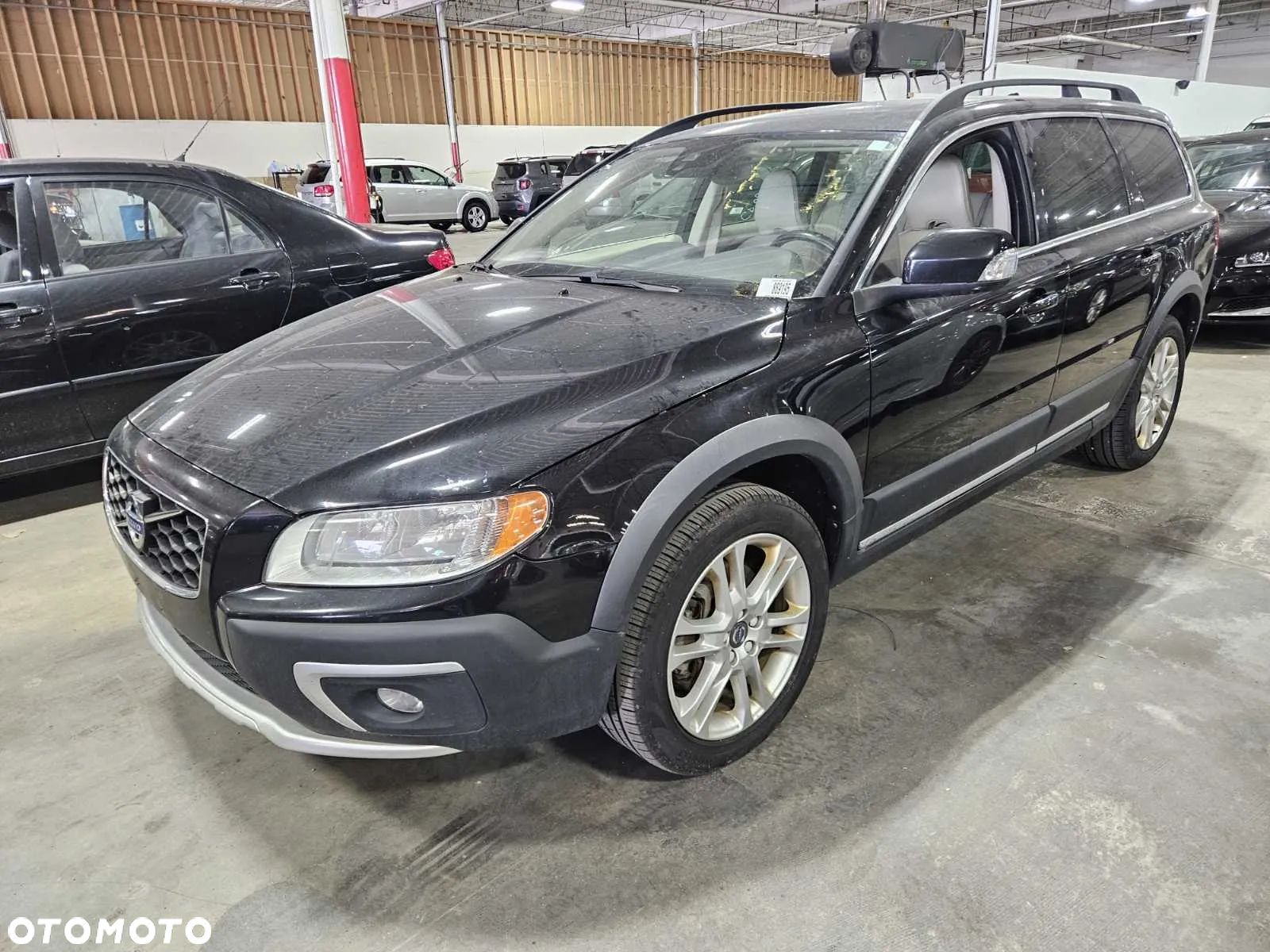 Volvo XC 70 T5 AWD Dynamic Momentum - 1